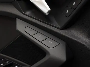 AUDI RS3 Lim  Matrix Pano Sport-AGA B&O Ambiente H-Up