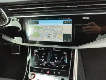 AUDI SQ7 373 kW TFSI S line Navi Matrix Alu PDC Virtu