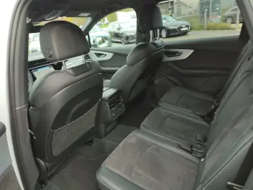 AUDI SQ7 373 kW TFSI S line Navi Matrix Alu PDC Virtu
