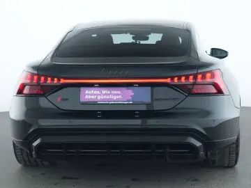 AUDI RS e-tron GT Laser Allradlenkung Umgebungskamera