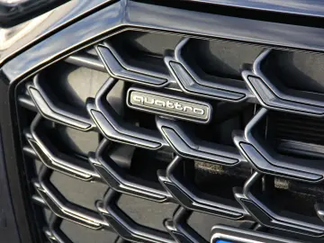 AUDI Audi A8 50 TDI quattro   MATRIX   B&O   MASSAGE