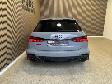 AUDI RS6 4.0 TFSI quattro UPE  150 305KM H Keramik 22