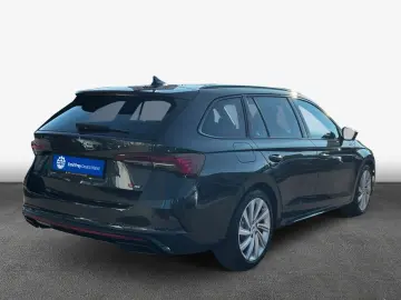 SKODA Octavia Combi 2.0 TSI RS