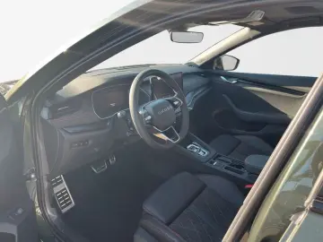 SKODA Octavia Combi 2.0 TSI RS