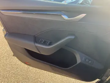 SKODA Octavia Combi 2.0 TSI RS