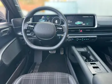 HYUNDAI IONIQ 6   FIRST EDITION