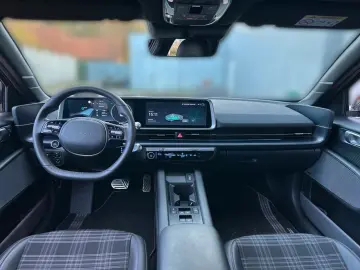 HYUNDAI IONIQ 6   FIRST EDITION