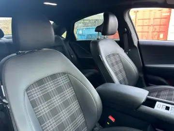 HYUNDAI IONIQ 6   FIRST EDITION