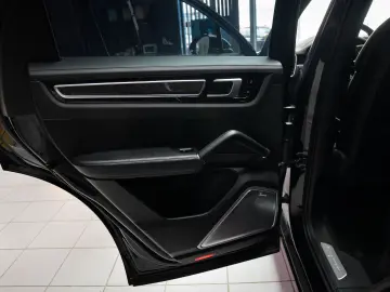 Porsche Cayenne e-Hybrid Cam360 Pano Head-up Vent Carbon