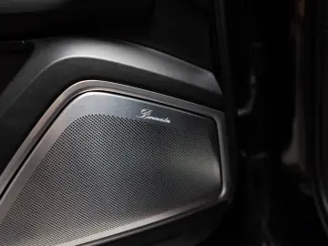 Porsche Cayenne e-Hybrid Cam360 Pano Head-up Vent Carbon