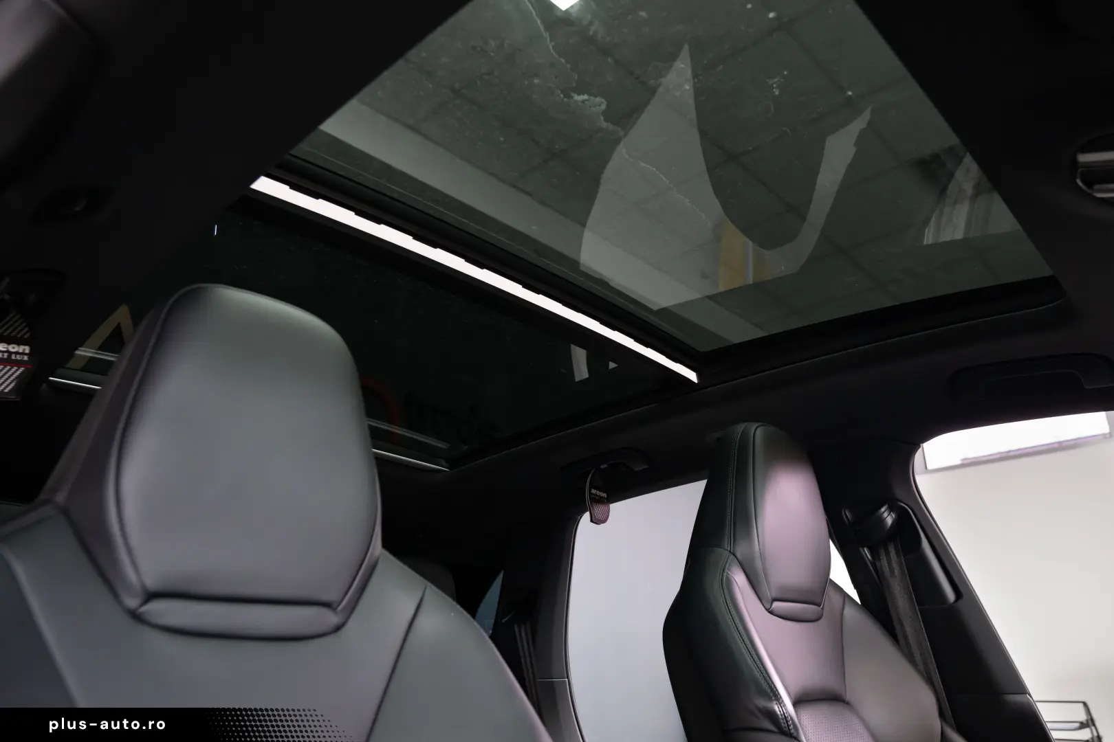 Porsche Cayenne e-Hybrid Cam360 Pano Head-up Vent Carbon