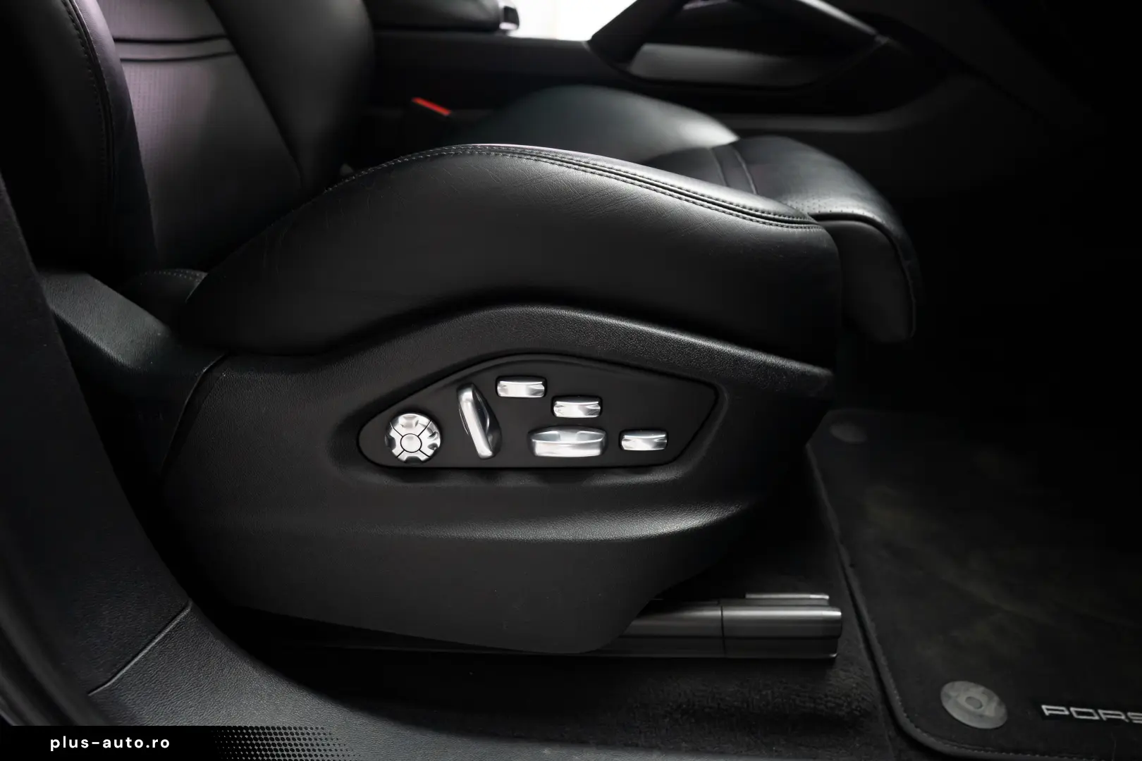 Porsche Cayenne e-Hybrid Cam360 Pano Head-up Vent Carbon