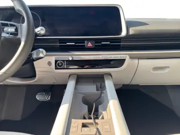 HYUNDAI IONIQ 6 Uniq HUD Navi Digitales Cockpit Memory S
