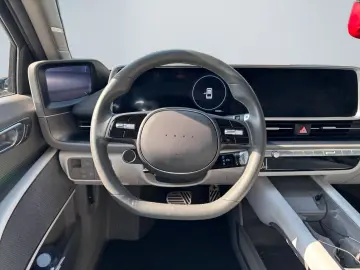 HYUNDAI IONIQ 6 Uniq HUD Navi Digitales Cockpit Memory S
