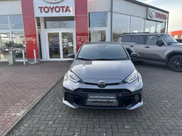 TOYOTA GR Yaris mit High-Performance-Paket Vorführwagen