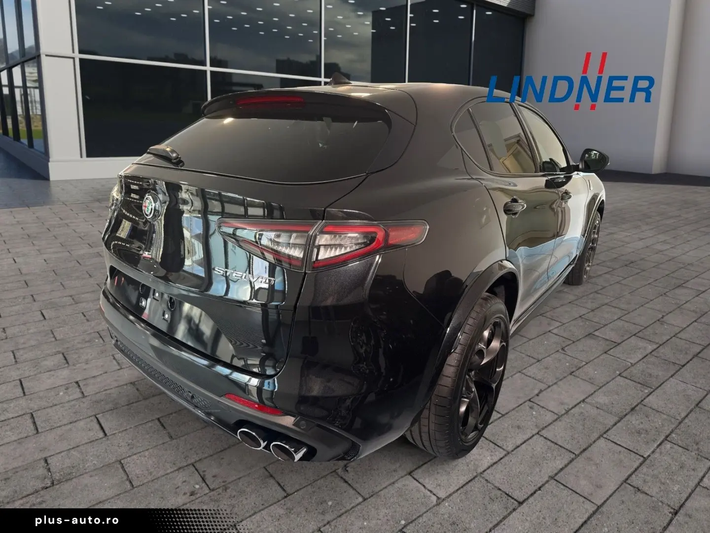 ALFA ROMEO Stelvio Quadrifoglio 2.9 382kW (520 PS)  SPARCO