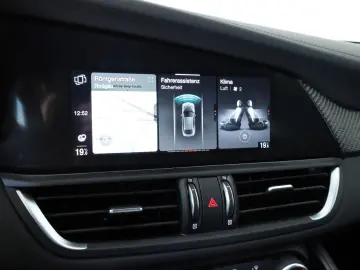 ALFA ROMEO Giulia Quadrifoglio 520PS Facelift Matrix ACC