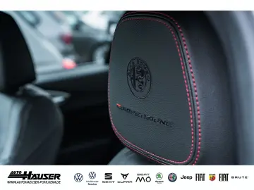 ALFA ROMEO Giulia Competizione MY23 2.0 Turbo AT8 Q4 HARMAN