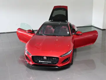 JAGUAR F-TYPE P300 Coupe R-Dynamic Black ACC Pano 20