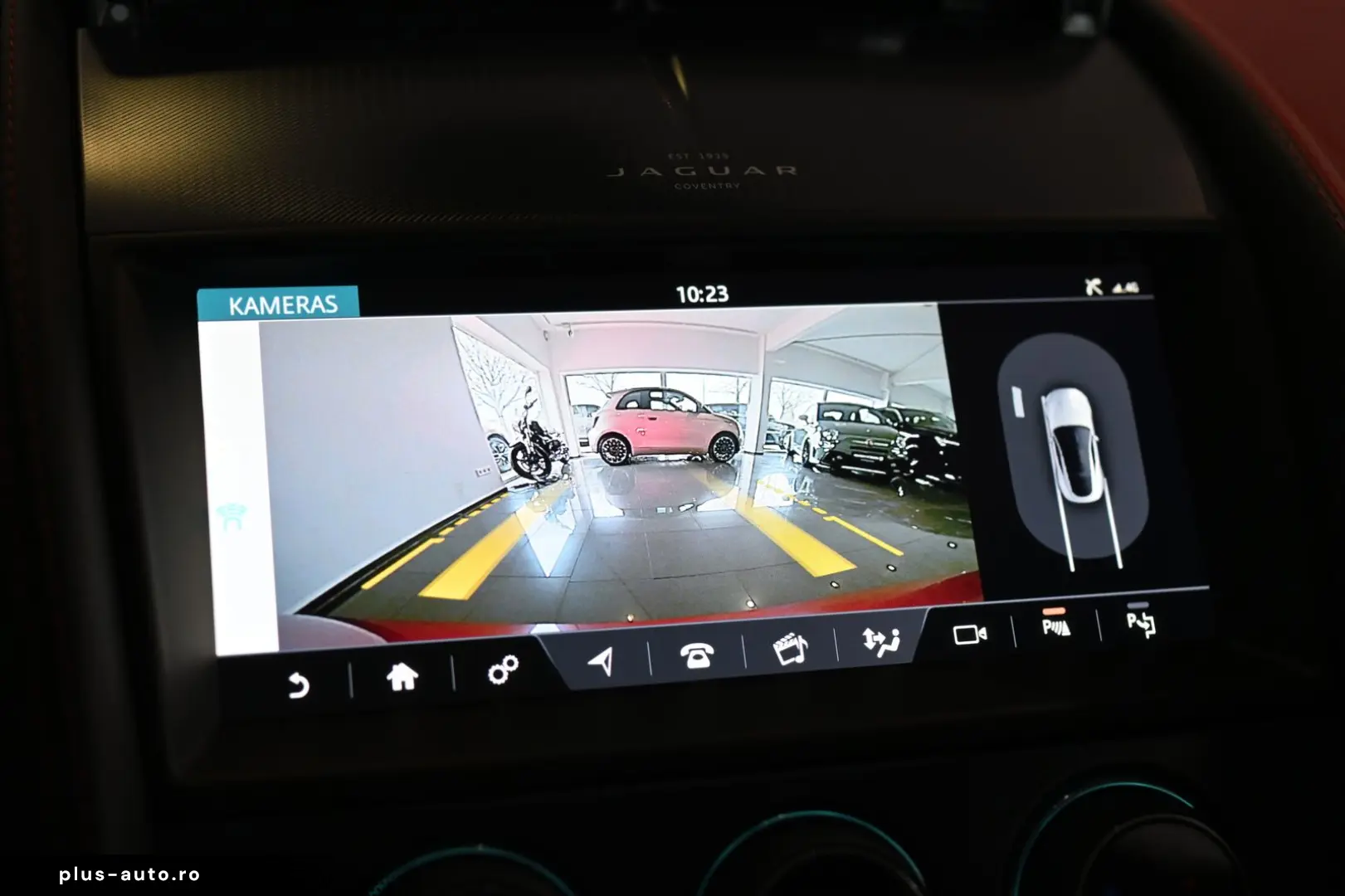 JAGUAR F-TYPE P300 Coupe R-Dynamic Black ACC Pano 20