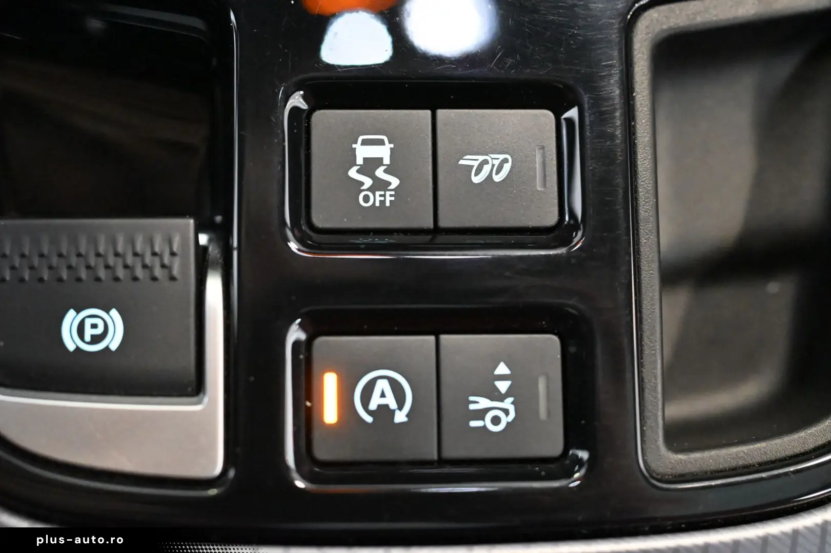 JAGUAR F-TYPE P300 Coupe R-Dynamic Black ACC Pano 20