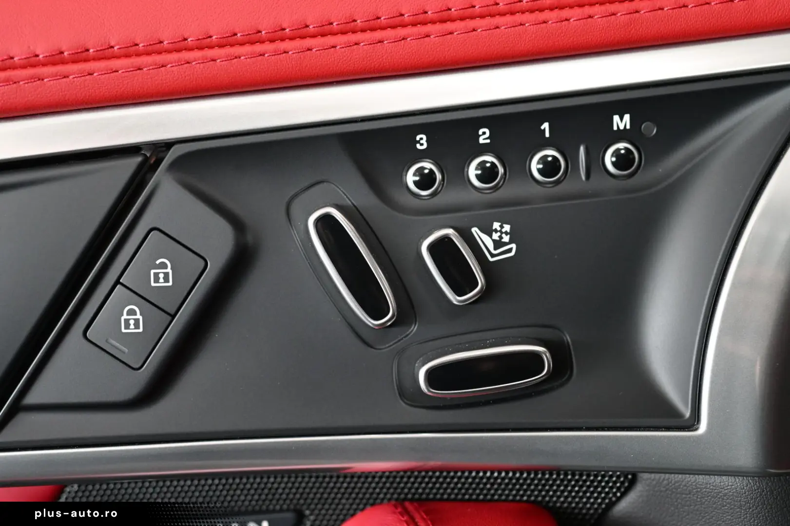 JAGUAR F-TYPE P300 Coupe R-Dynamic Black ACC Pano 20