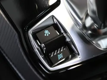 JAGUAR F-TYPE P300 Coupe R-Dynamic Black ACC Pano 20