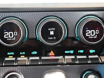 JAGUAR F-TYPE P300 Coupe R-Dynamic Black ACC Pano 20