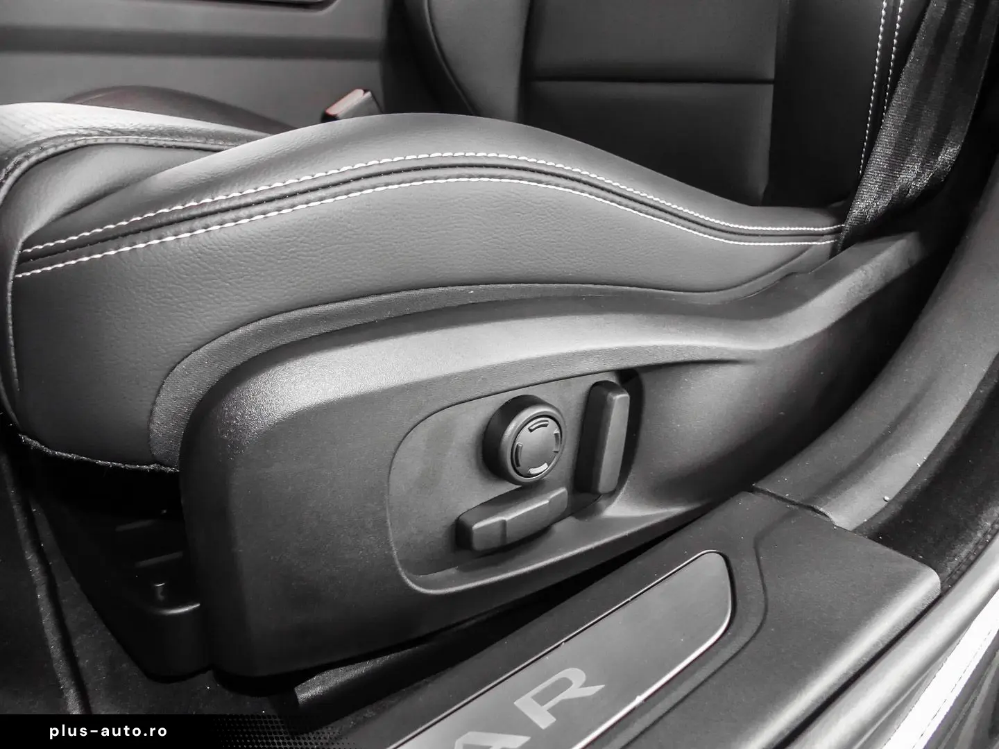 JAGUAR XF Sportbrake R-Dynamic SE AWD D200 Soft Close H