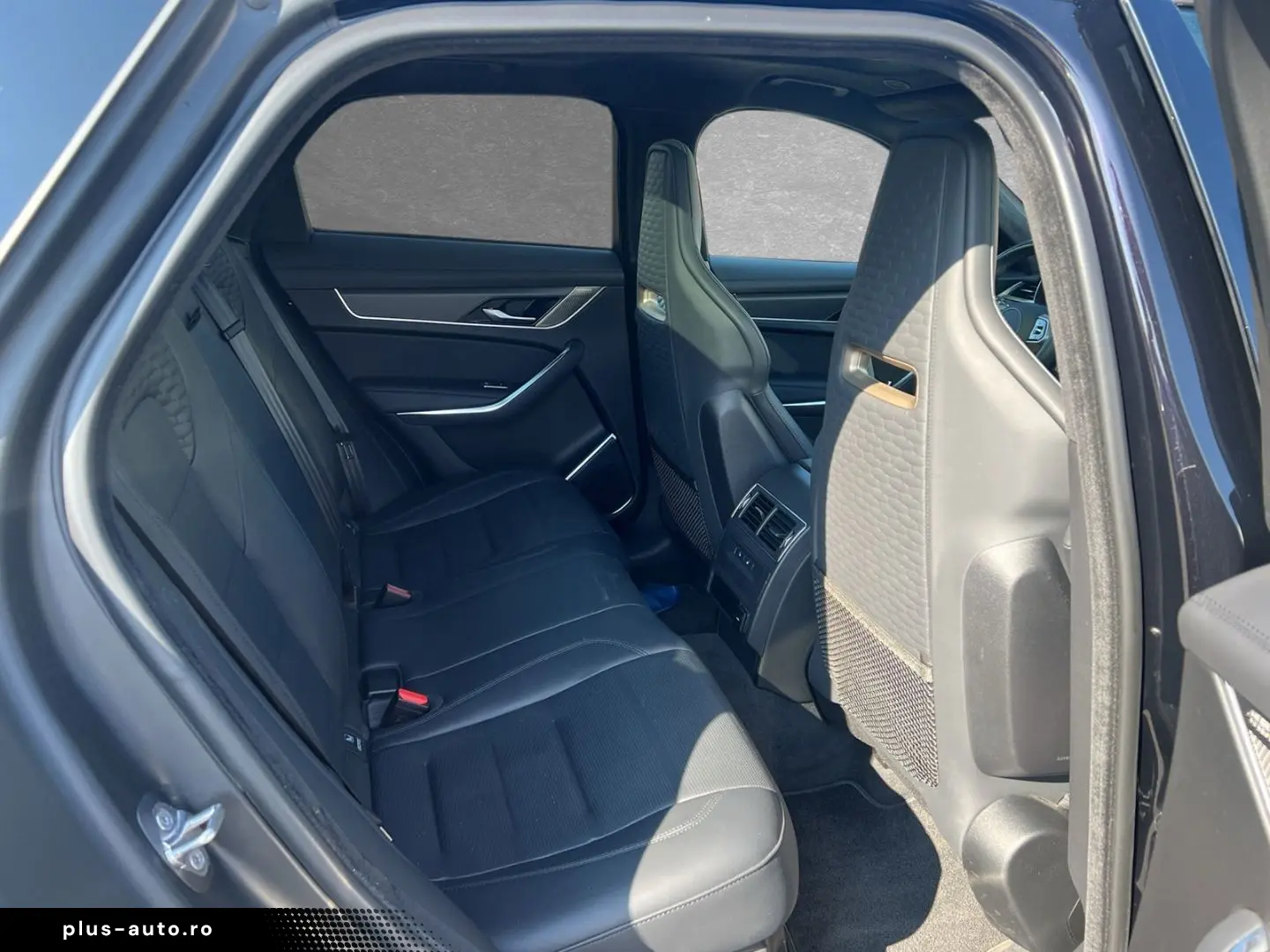 JAGUAR F-Pace P550 SVR 1988 Sondermodell  GoldPack