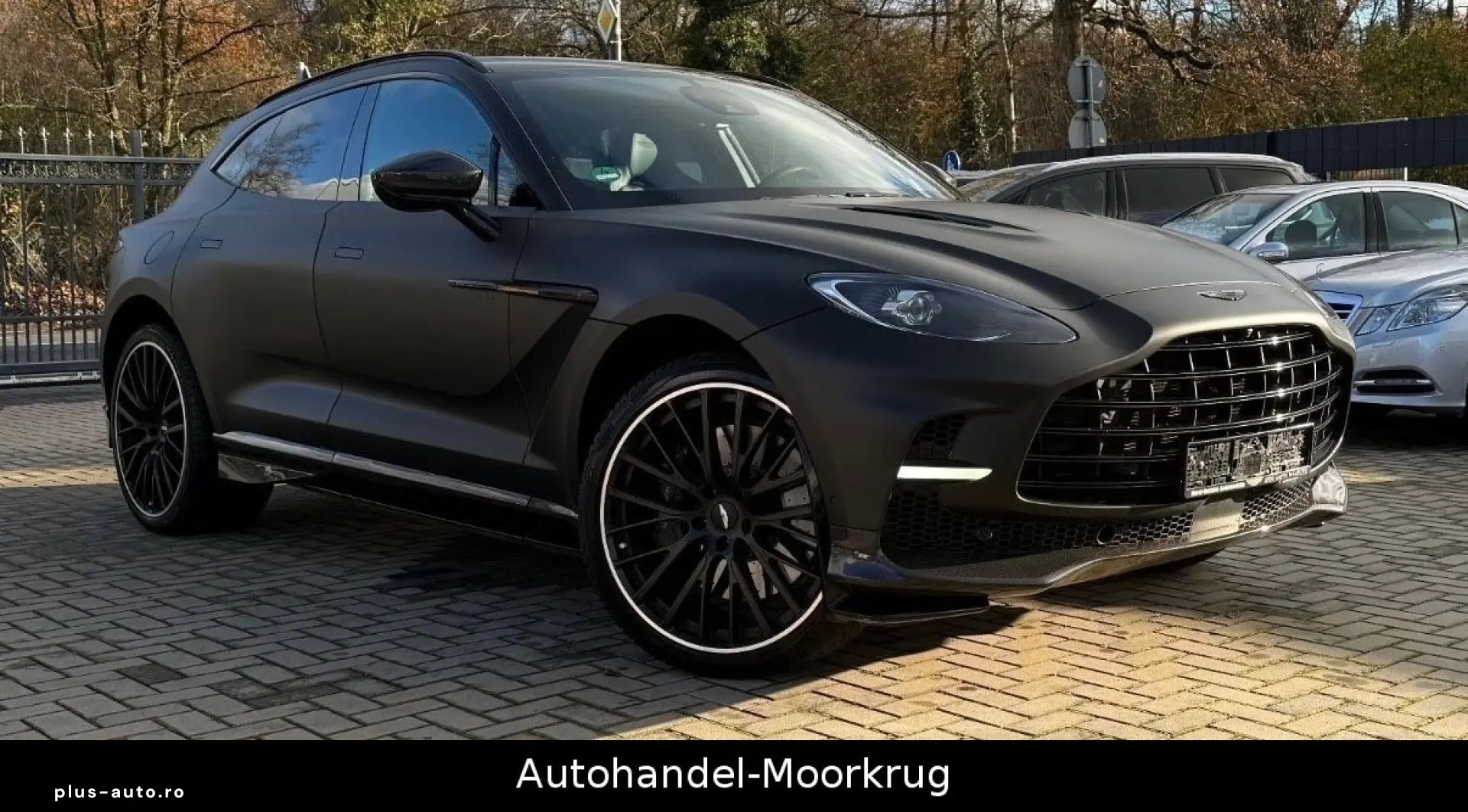 ASTON MARTIN DBX707 4.0 V8  Vollausstattung Carbon-Paket