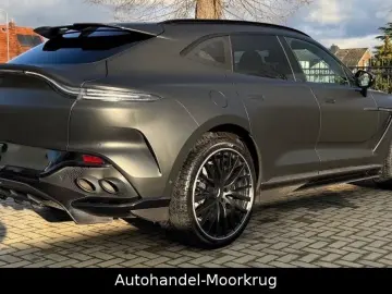 ASTON MARTIN DBX707 4.0 V8  Vollausstattung Carbon-Paket