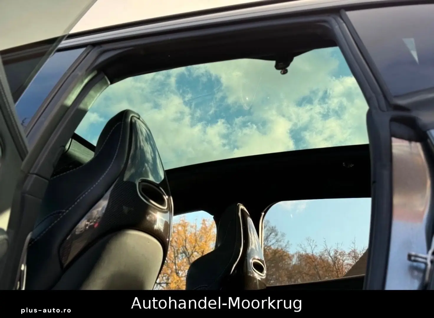 ASTON MARTIN DBX707 4.0 V8  Vollausstattung Carbon-Paket