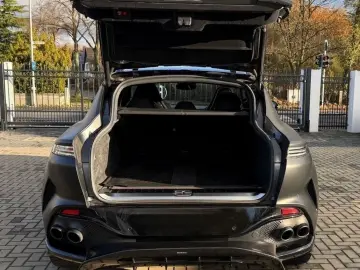 ASTON MARTIN DBX707 4.0 V8  Vollausstattung Carbon-Paket