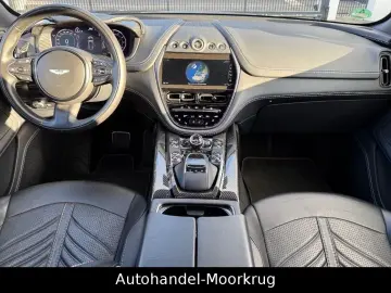 ASTON MARTIN DBX707 4.0 V8  Vollausstattung Carbon-Paket