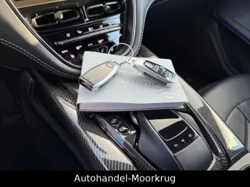 ASTON MARTIN DBX707 4.0 V8  Vollausstattung Carbon-Paket