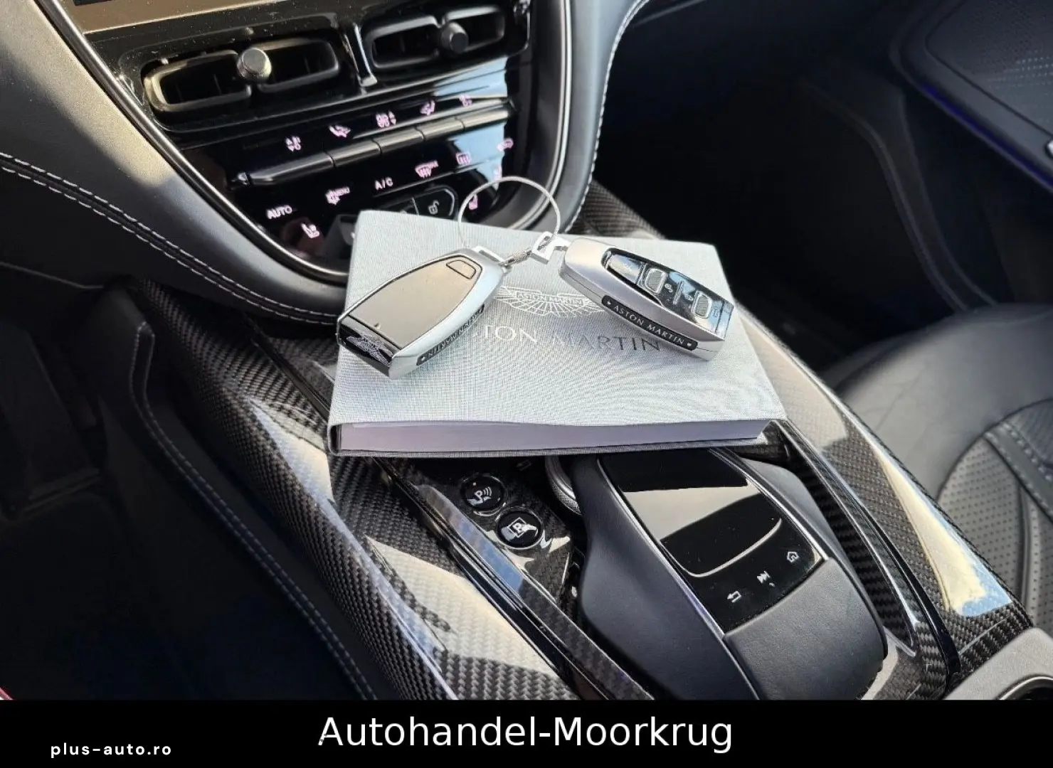 ASTON MARTIN DBX707 4.0 V8  Vollausstattung Carbon-Paket