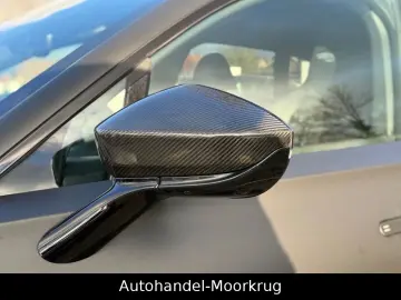 ASTON MARTIN DBX707 4.0 V8  Vollausstattung Carbon-Paket