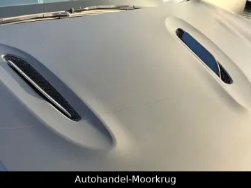 ASTON MARTIN DBX707 4.0 V8  Vollausstattung Carbon-Paket