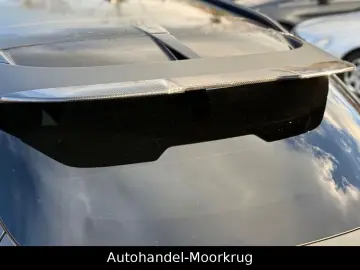 ASTON MARTIN DBX707 4.0 V8  Vollausstattung Carbon-Paket