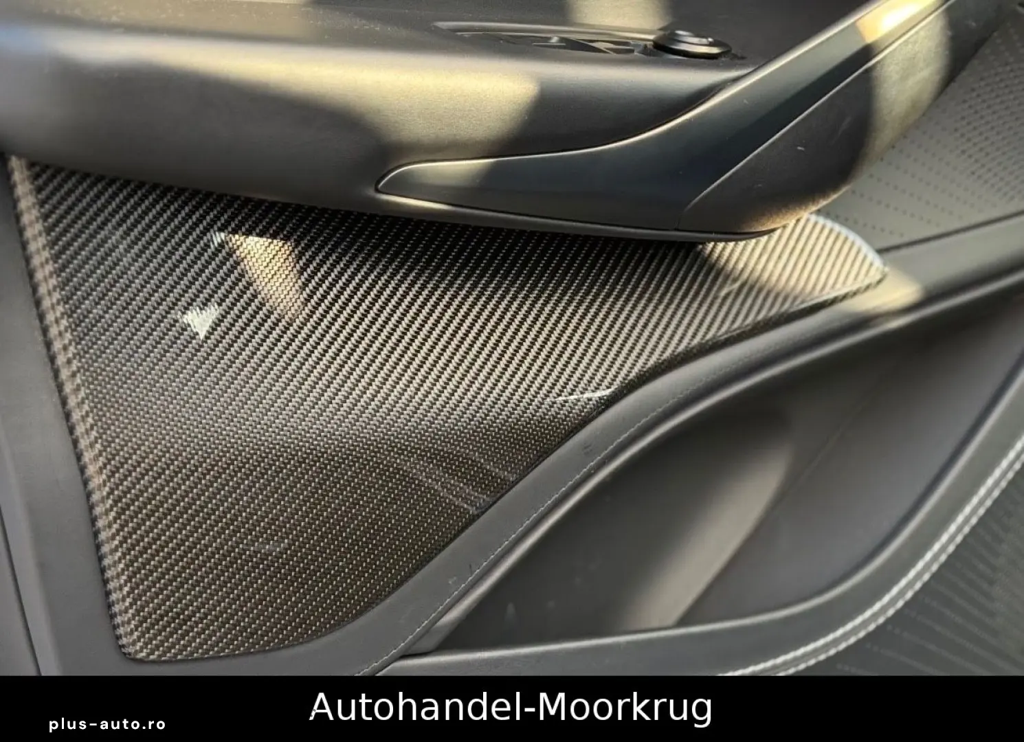 ASTON MARTIN DBX707 4.0 V8  Vollausstattung Carbon-Paket