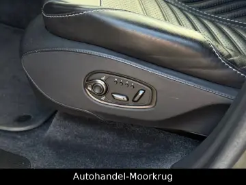 ASTON MARTIN DBX707 4.0 V8  Vollausstattung Carbon-Paket