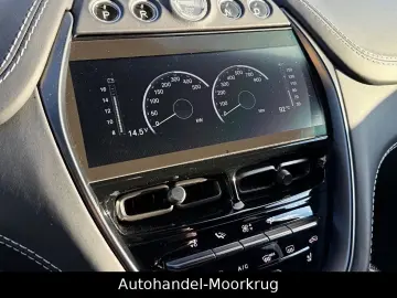 ASTON MARTIN DBX707 4.0 V8  Vollausstattung Carbon-Paket