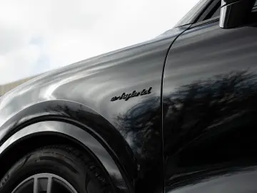 PORSCHE Cayenne E-Hybrid AHK Luftfederung InnoDrive HUD