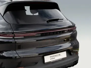 PORSCHE Cayenne E-Hybrid AHK Luftfederung InnoDrive HUD