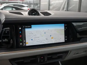 PORSCHE Cayenne E-Hybrid AHK Luftfederung InnoDrive HUD