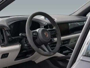 PORSCHE Cayenne E-Hybrid AHK Luftfederung InnoDrive HUD