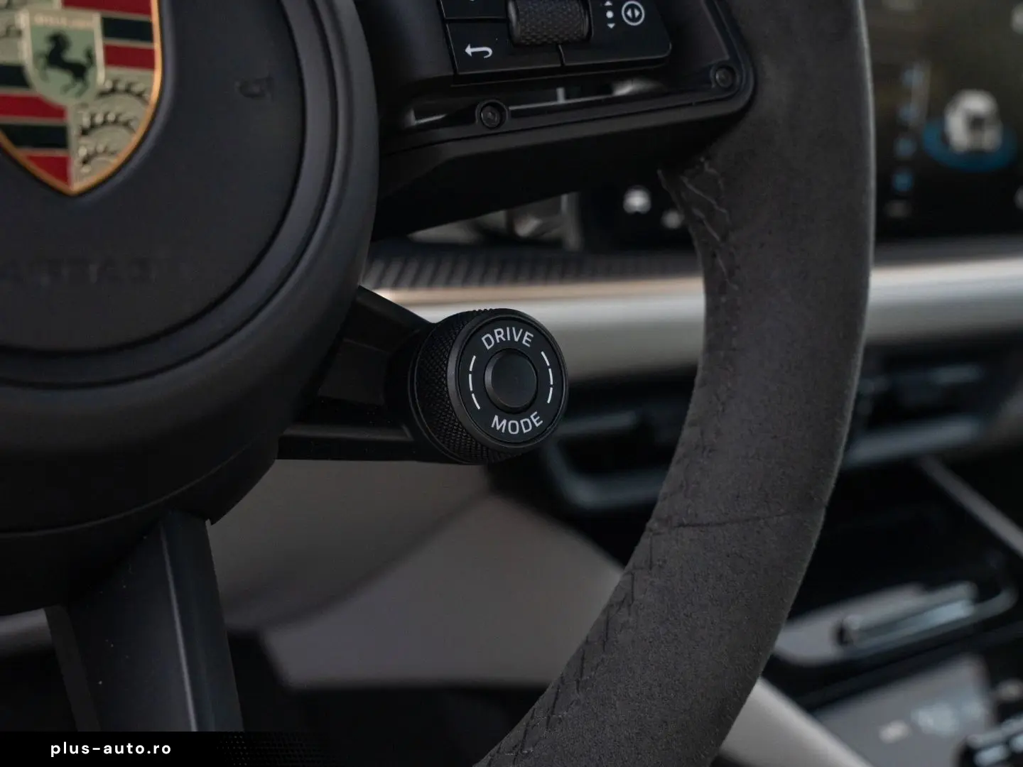 PORSCHE Cayenne E-Hybrid AHK Luftfederung InnoDrive HUD