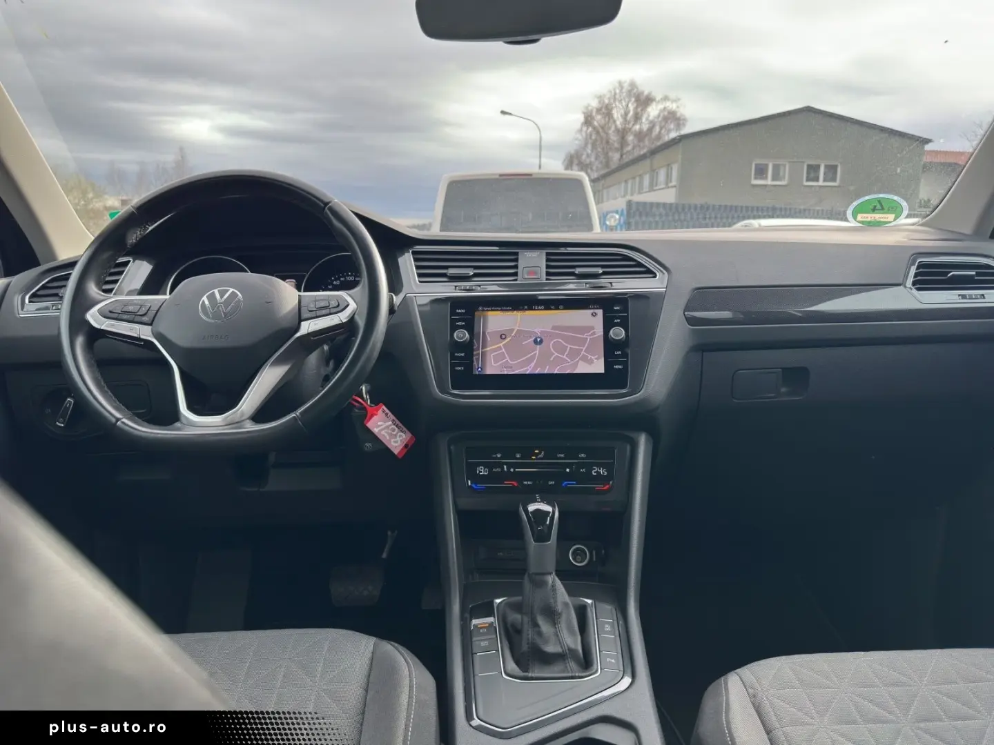 VW Tiguan Life NAVI KAMERA LED AHK