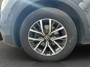 VW Tiguan Life NAVI KAMERA LED AHK